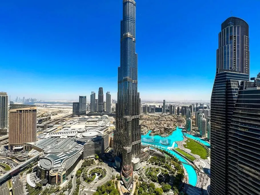 Magnificent New 3 Bedroom With Stunning View To Burj Khalifa & Fountain View Dubai 0*,  Emirados Árabes Unidos